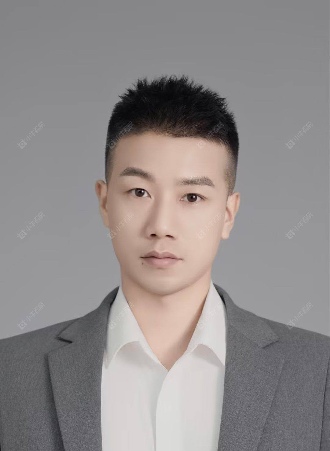 二手经纪人沈先伟