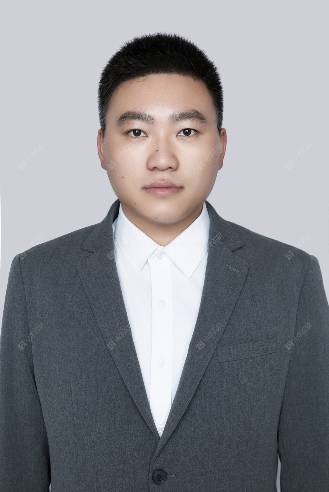 租房经纪人张辉