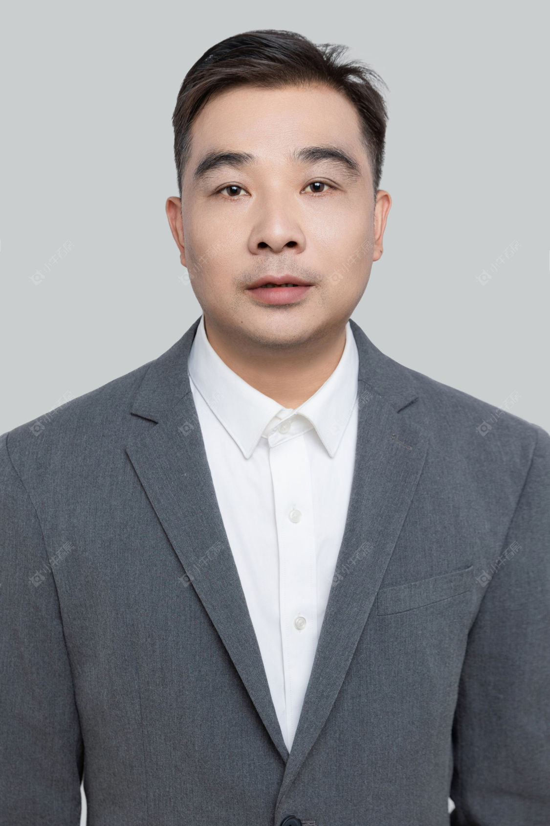 二手经纪人程伟