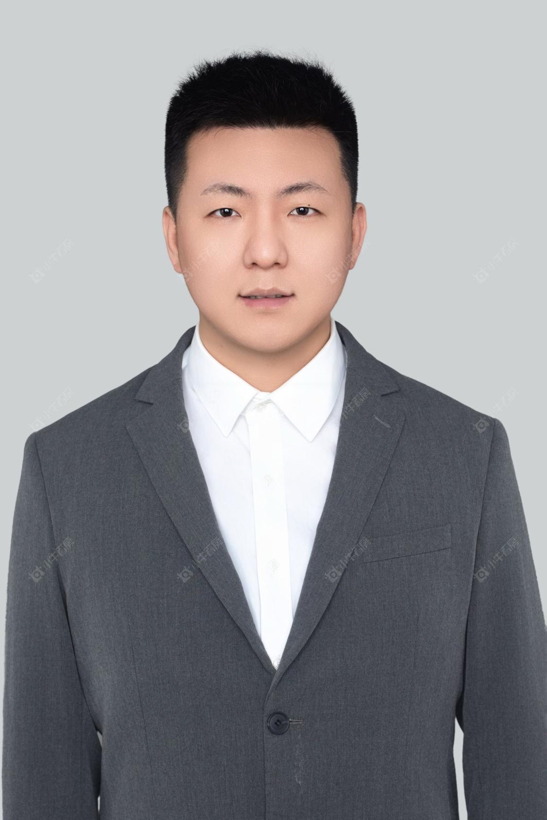 二手经纪人尹梦达