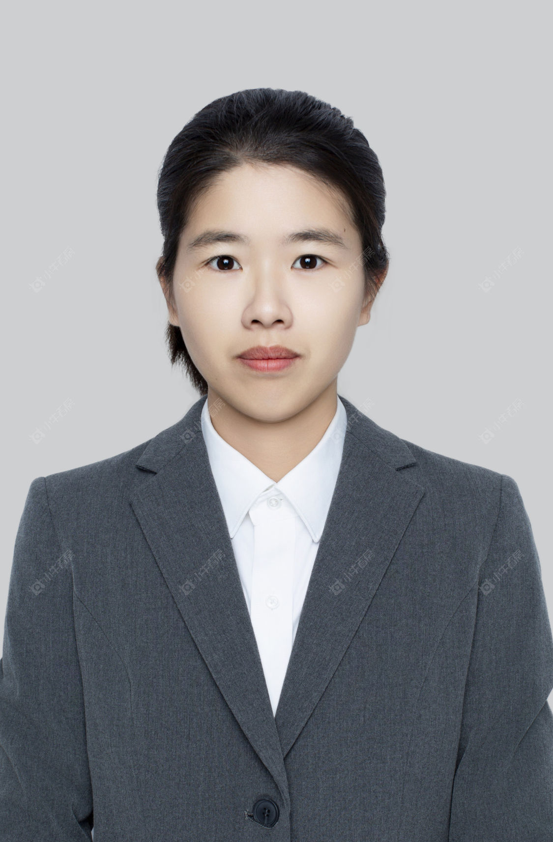 二手经纪人郦飘