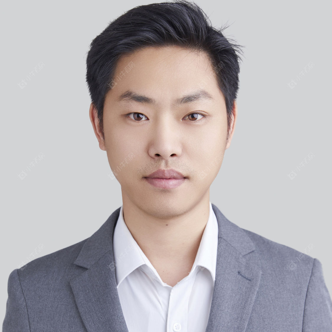 租房经纪人钟如江