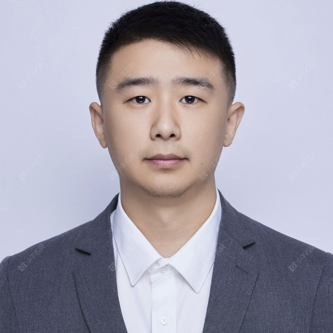 二手经纪人陆一超